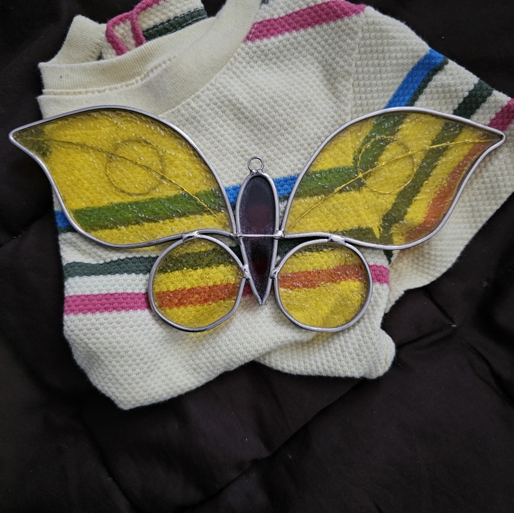 Suncatcher Butterfly - Picture 4 of 4